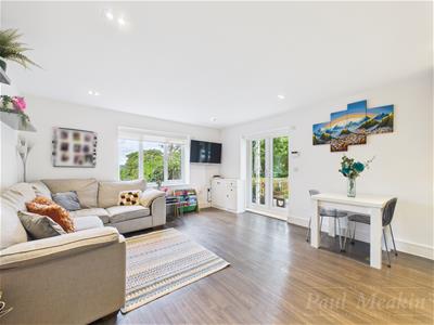 Kitchen / Living area